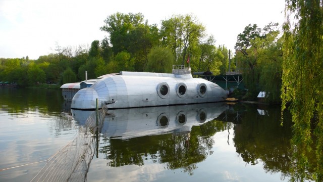 Kiev secret submarine