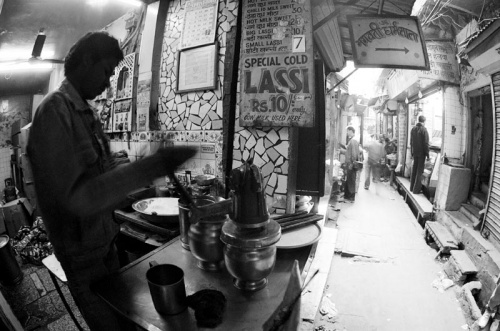 delhi main bazaar lassi-man