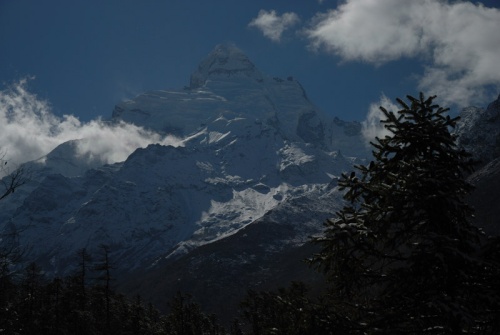  Ganesh himal